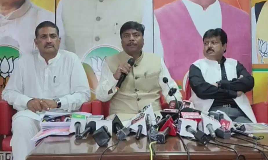 CG Big News : वनमंत्री कश्यप ने पूर्व CM और कांग्रेस पर लगाए गंभीर आरोप..कहा- भूपेश बघेल ने छत्तीसगढ़ को बेचने की रची साज़िश..पढ़ें पूरी ख़बर