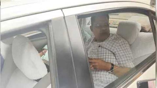 CG Breaking : अचानक राजभवन से विधायक को आया फोन.! राज्यपाल से मिलने पहुंचे अमर अग्रवाल..पढ़ें पूरी ख़बर