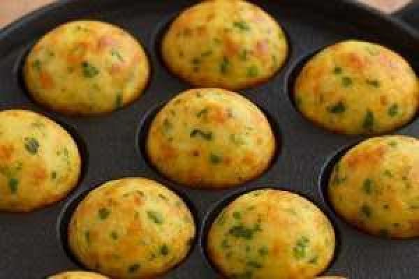 Aloo Appe Recipe : जब भी लगे भूख, बस 15 मिनट में बनाएं ये टेस्टी आलू अप्पे