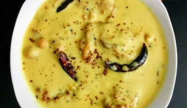 Kadhi Recipe : कढ़ी बार-बार फटती है? ये आसान तरीका अपनाएं और घर पर बनाएं रेस्टोरेंट जैसी परफेक्ट कढ़ी
