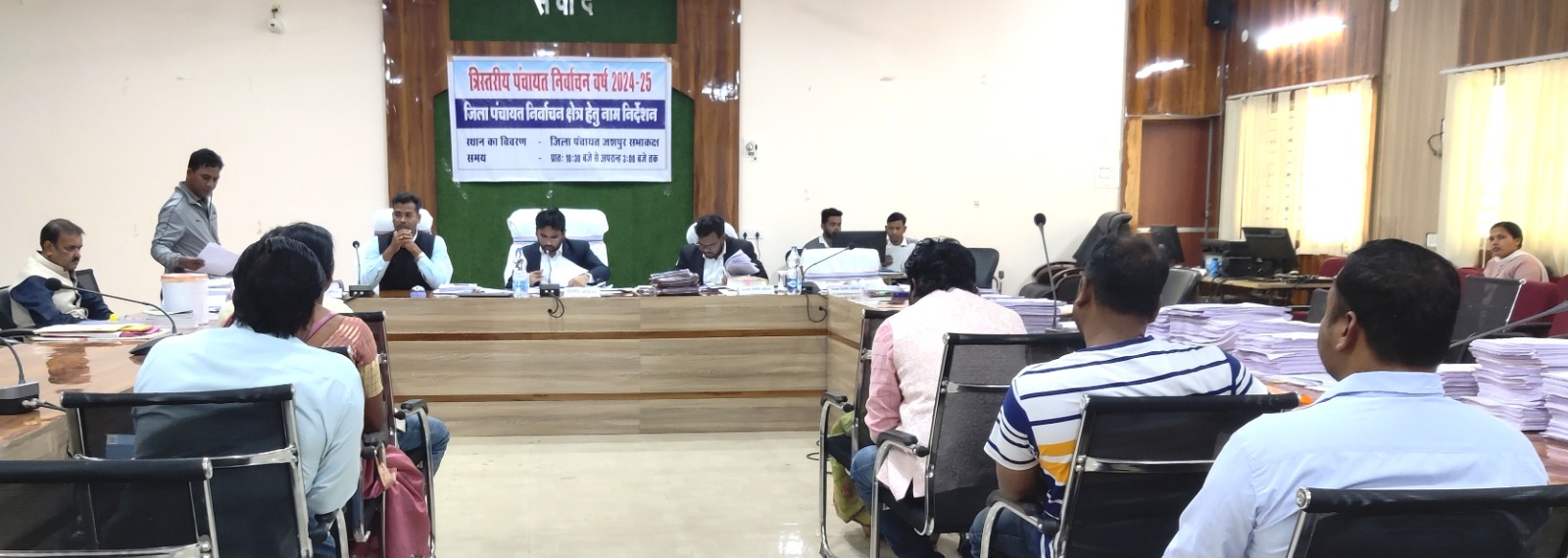 जिले में त्रिस्तरीय पंचायत में 10827 अभ्यर्थी लड़ेगे चुनाव,,जिला पंचायत सदस्य 65, जनपद पंचायत सदस्य&nbsp; 612, सरपंच 2030 एवं पंच हेतु 8120 अभ्यर्थी शामिल