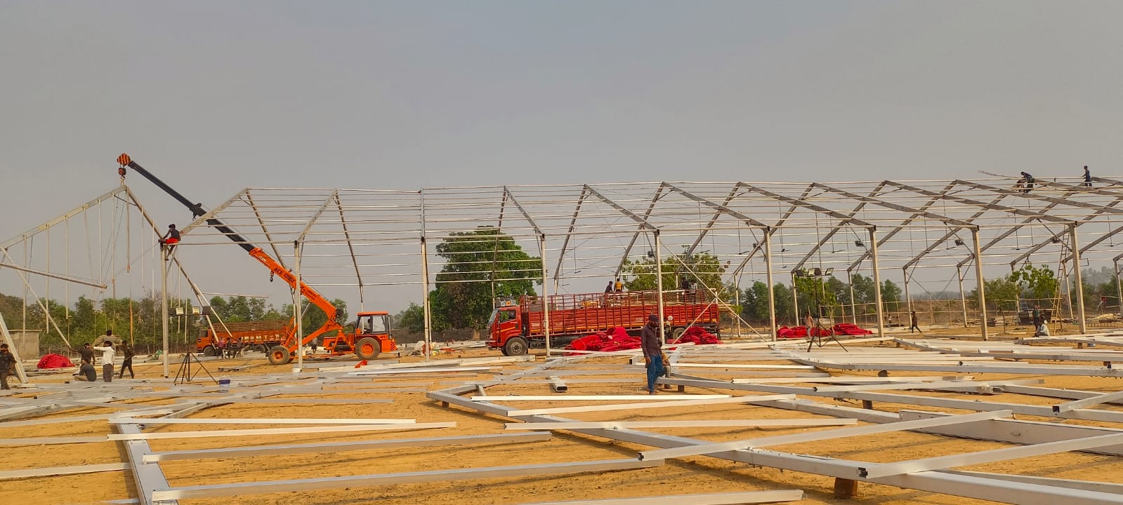 कुनकुरी के मयाली में सात दिवसीय भव्य शिव कथा की तैयारी शुरू,पंडित प्रदीप मिश्रा सुनाएंगे शिव कथा लाखों श्रद्वालुओं की भीड़ जुटने की संभावना