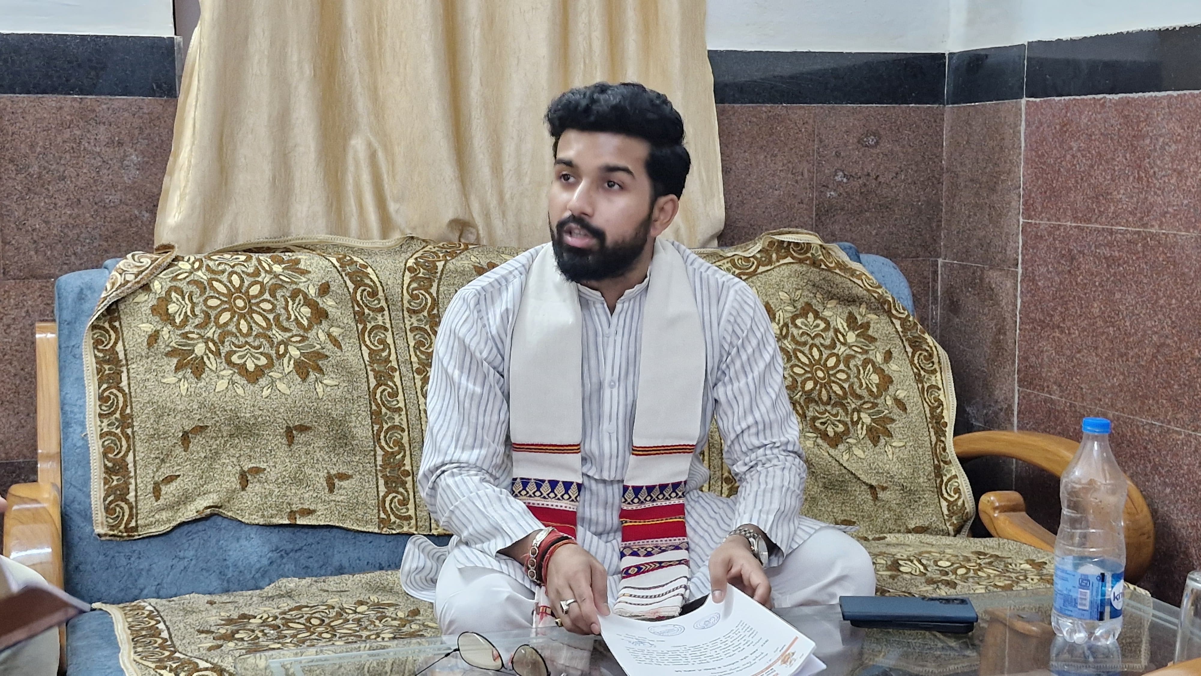 कुनकुरी के एक नर्सिंग कालेज की प्राचार्य द्वारा हिंदू छात्रा पर धर्मातंरण के लिए दबाव बनाने का मामला पकड़ा तूल,विश्व हिंदू परिषद और बजरंग दल के द्वारा कल कुनकुरी में करेगी धरना-प्रदर्शन