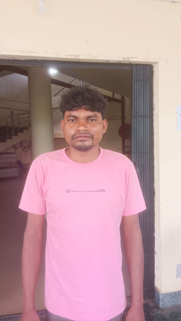 *जशपुर के तुमला में सनसनीखेज वारदात : कलयुगी बेटे की हैवानियत....माँ को टांगी से लगातार प्रहार कर उतारा मौत के घाट...पुलिस ने किया गिरफ्तार, भेजा जेल*