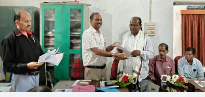 बगीचा बीईओ की पहल : चार शिक्षकों को सामूहिक विदाई, सेवानिवृत्ति के साथ ही मिला पेंशन का भरोसा