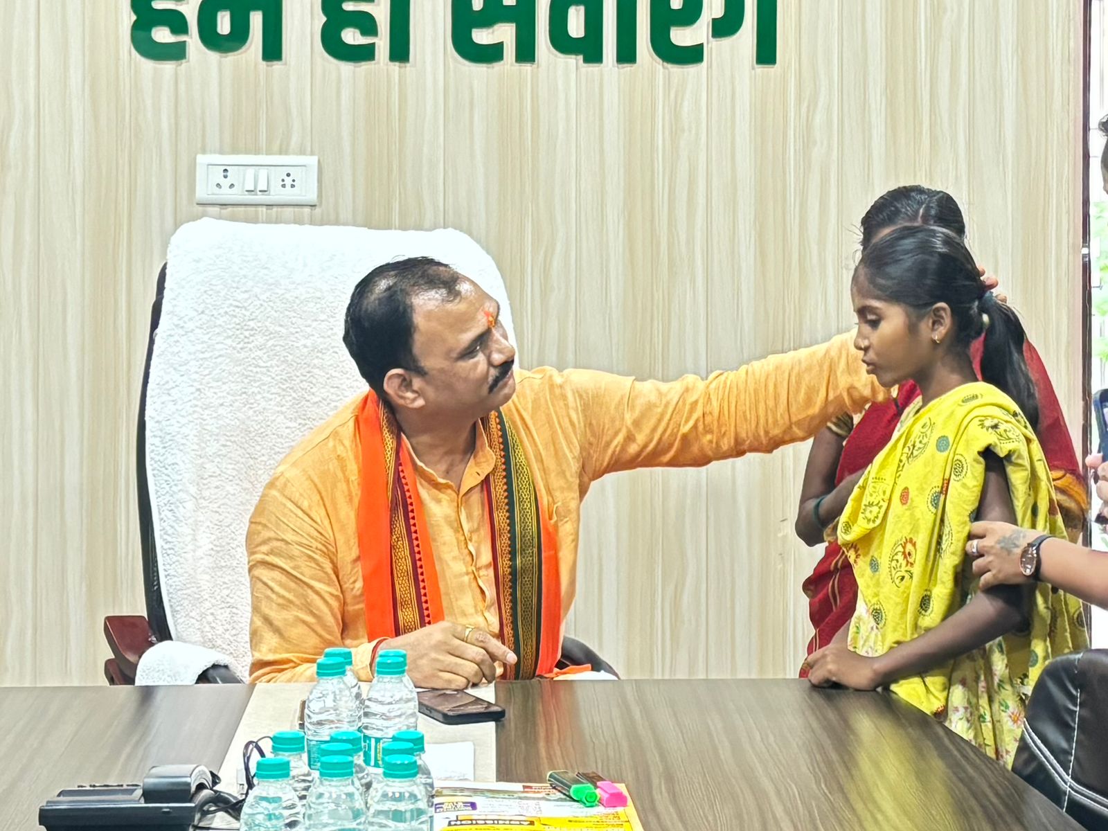 &ldquo;पापा, मैं ठीक हो जाऊंगी ना?&rdquo; &ndash; दिल की बीमारी से जूझ रही मासूम शांभवी गुरला का सवाल...स्वास्थ्य मंत्री श्याम बिहारी जायसवाल के पहल से रायपुर में होगा रियूमेटिक हार्ट डिजीज का इलाज