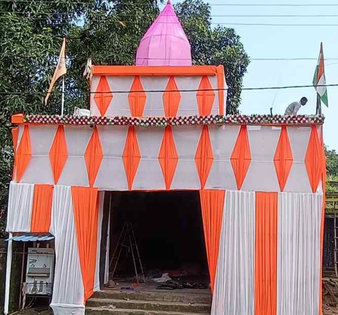 21 साल से जारी परंपरा, हर साल बदलती पंडाल की सजावट, 22 सितम्बर से शुरू होगी नवरात्रि......इस वर्ष नारायणपुर में देखें मन्दिर का भव्य नजारा