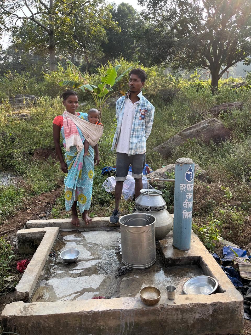 जिले के विशेष पिछड़ी जनजाति पहाड़ी कोरवा परिवारों को मिल रहा जल जीवन मिशन का लाभ&nbsp;