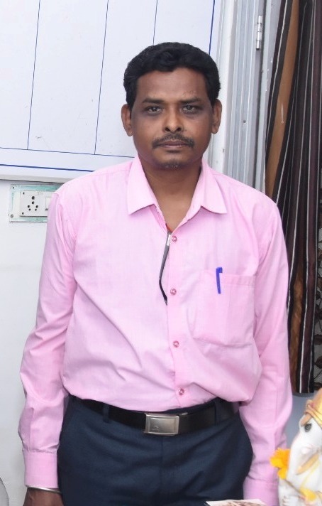 जनसंपर्क विभाग &nbsp;के जशपुर के तत्कालीन सहायक ग्रेड-1 श्री विदेशीलाल परजा के आकस्मिक निधन पर जिला जनसंपर्क विभाग के अधिकारियों एवं कर्मचारियों ने विनम्र श्रद्धांजलि अर्पित की