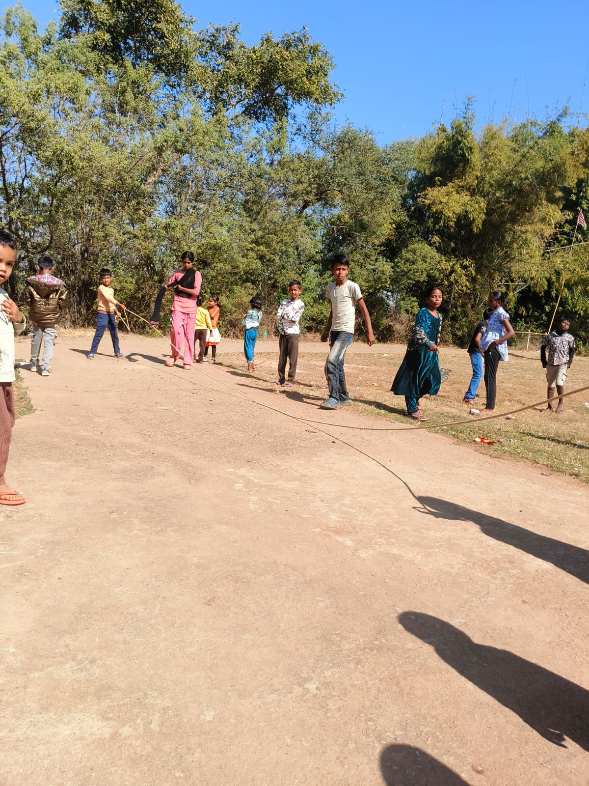 जिले में बच्चों और नागरिकों की सहभागिता के साथ मनाया गया वीर बाल दिवस, पेंटिंग, खेल-कूद और शिक्षात्मक गतिविधियों से हुआ उत्सवपूर्ण आयोजन"