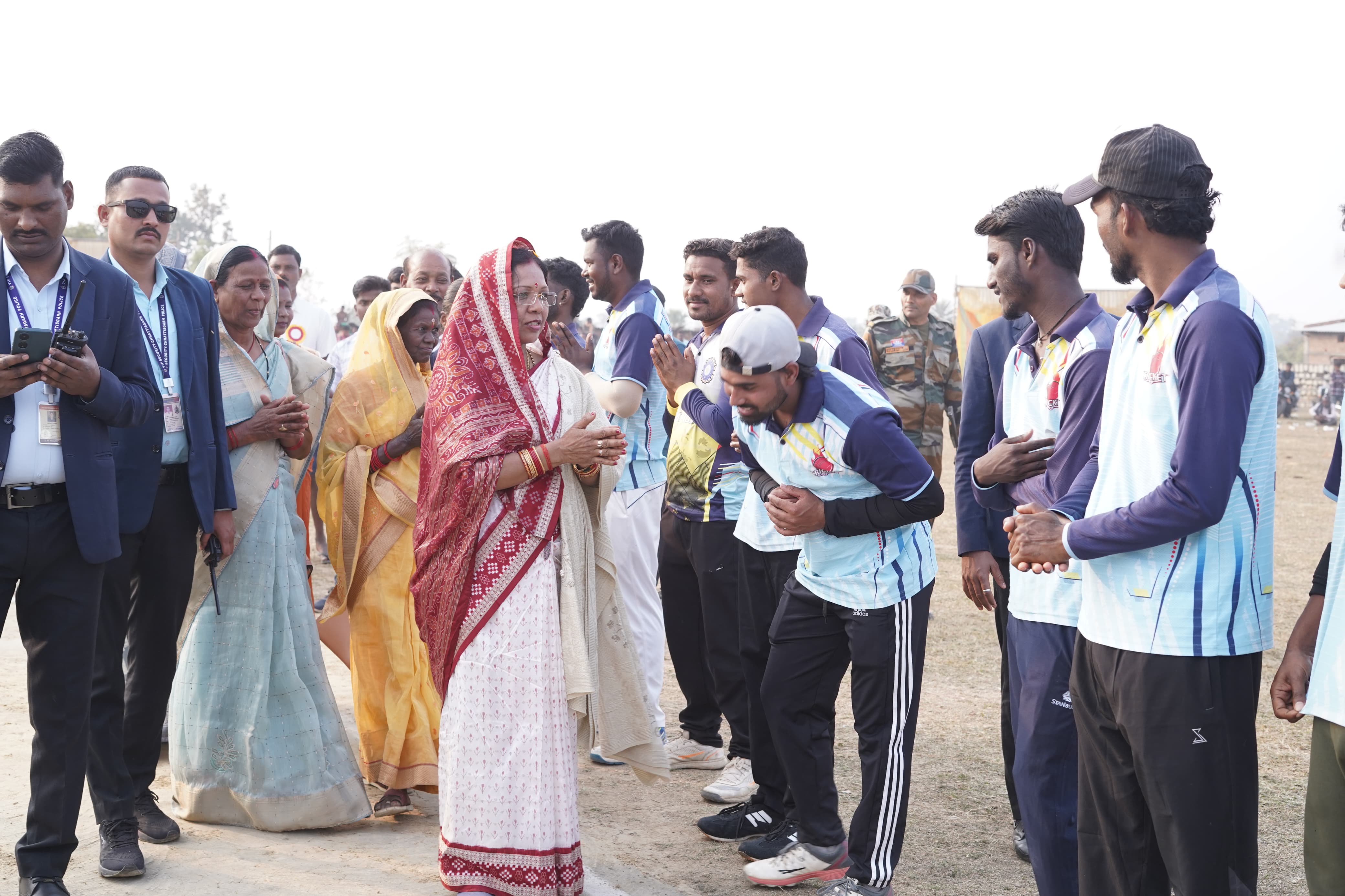 लावाकेरा क्रिकेट प्रतियोगिता का भव्य समापन, मुख्यमंत्री की धर्मपत्नी श्रीमती कौशल्या साय रहीं मुख्य अतिथि, टांगरगांव ने प्रतापगढ़ को 8 विकेट से हराया....