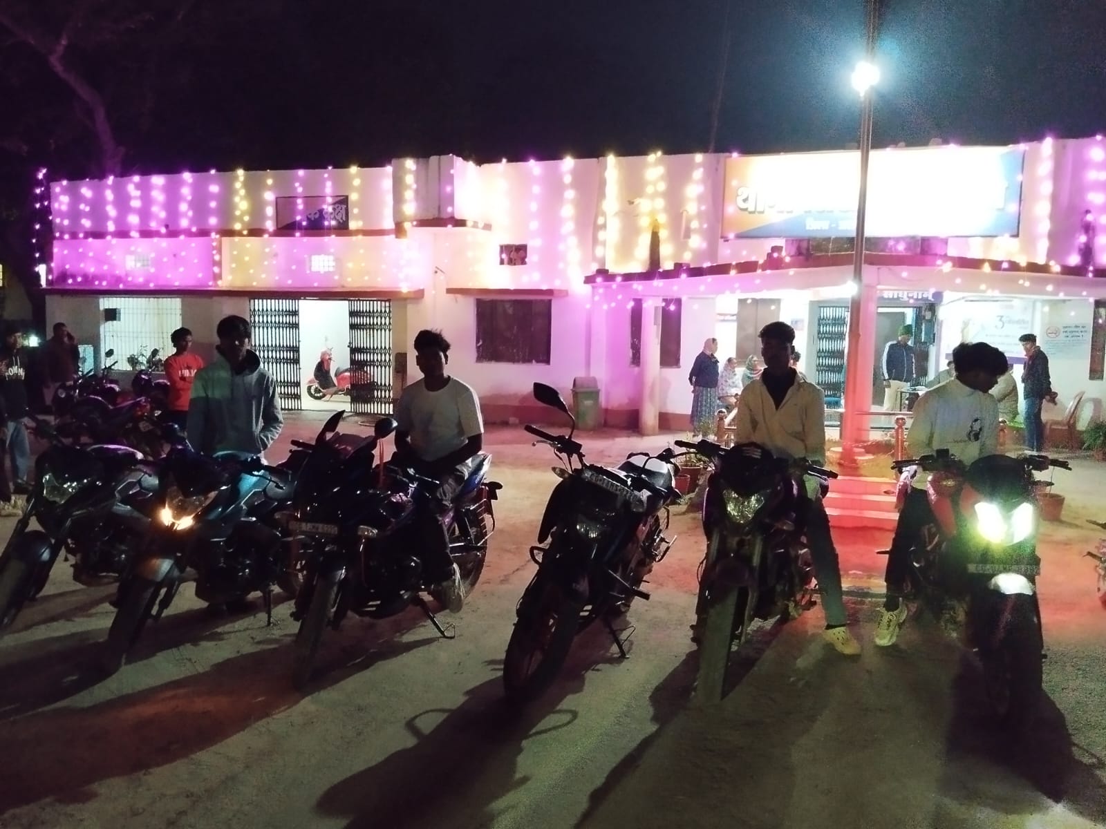 यातायात नियमों के उल्लंघन पर जशपुर पुलिस का सख्त रुख, नवपदस्थ एसएसपी डॉ. लाल उमेद सिंह के निर्देश पर जिलेभर में चला सघन अभियान,सड़क दुर्घटनाओं पर अंकुश लगाने थाना-चौकी प्रभारियों को कड़े निर्देश