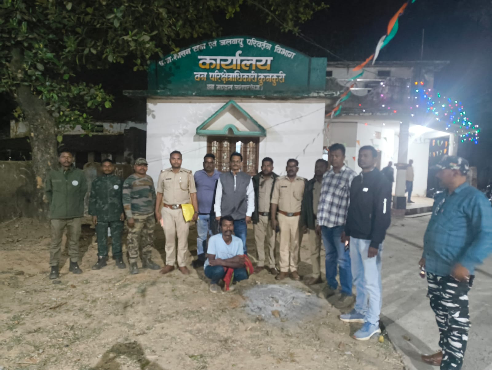 दुर्लभ वन्यजीव के अंगों की खरीद-फरोख्त में शामिल नेटवर्क पर कसा शिकंजा, जशपुर&ndash;गुमला वन विभाग की संयुक्त दबिश, तीसरा आरोपी रनपुर से गिरफ्तार,वन्यजीव संरक्षण अधिनियम के तहत सख्त कार्रवाई&nbsp;