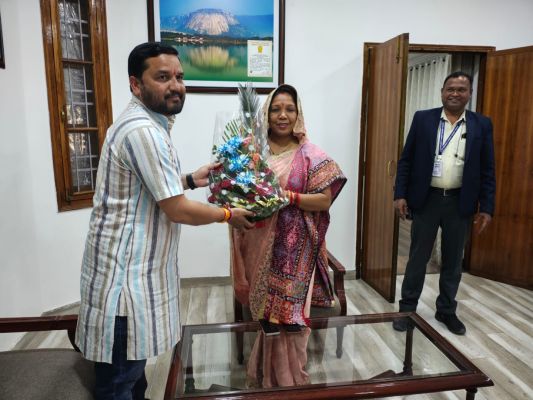 कांसाबेल के नए मंडल अध्यक्ष बनने पर आधी रात तक चलता रहा बधाईयों का सिलसिला