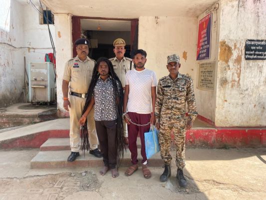 झाड़फूंक करने के नाम पर महिला को नशीला पदार्थ पिलाकर सामुहिक दुष्कर्म करने के 02 आरोपियों को जशपुर पुलिस ने किया गिरफ्तार