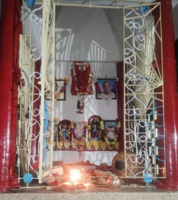 चैत्र नवरात्र आज से प्रारम्भ : जनसेवा ओघड़ आश्रम नारायणपुर &nbsp;में हो रही है देवी की विशेष आराधना,भक्ति में लीन भक्तगण