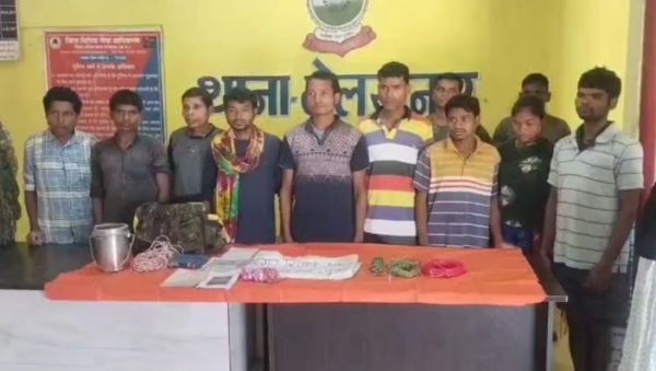 बड़ी खबर : नक्सलियों के खिलाफ जारी लड़ाई में जवानों को मिली बड़ी सफलता...2 इनामी समेत 22 नक्सलियों को किया गिरफ्तार...पढ़ें पूरी समाचार