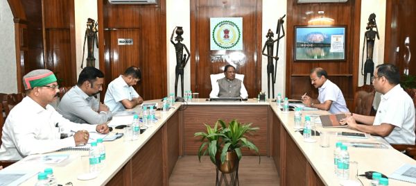 मुख्यमंत्री श्री साय ने उच्च शिक्षा विभाग के कार्यों की समीक्षा की,कोरबा, दंतेवाड़ा और रायगढ़ कॉलेज बनेंगे राष्ट्रीय मॉडल,प्रदेश को शिक्षा का राष्ट्रीय केंद्र बनाने का संकल्प : मुख्यमंत्री श्री विष्णु देव साय