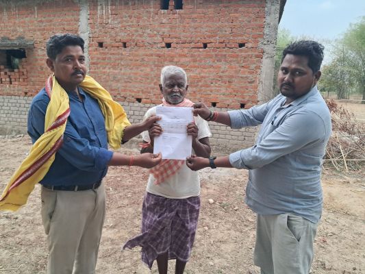 सुशासन तिहार ग्रामीणों के लिए बना राहत का माध्यम :आवेदनों का किया जा रहा&nbsp; &nbsp;निराकरण: देखें इन आवेदकों को मिली शौचालय निर्माण की&nbsp; स्वीकृति &nbsp;