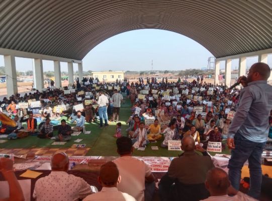 बीएडधारी सहायक शिक्षकों को "छग जागरूक शिक्षक संघ" ने दी बधाई....नौकरी बहाली के लिए राज्य सरकार का जताया आभार, दिया धन्यवाद....आंदोलन में पहुंचे थे प्रदेश अध्यक्ष जाकेश साहू एवं उनकी टीम....