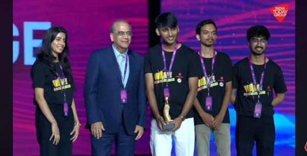 रायपुर के युवाओं ने WAVES 2025 में रचा इतिहास: ऐनिमी एनीमेशन श्रेणी में गोल्ड, वेबटून में सिल्वर मेडल भारत की झोली में