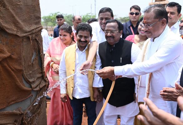 मुख्यमंत्री श्री विष्णु देव साय आज पहुंचे अछोटी,निर्माणाधीन महतारी सदन का लिया जायजा