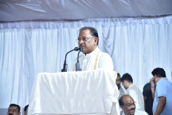 मुख्यमंत्री ने कोंडागांव में सामाजिक संगठनों के प्रतिनिधिमंडल से मुलाकात की