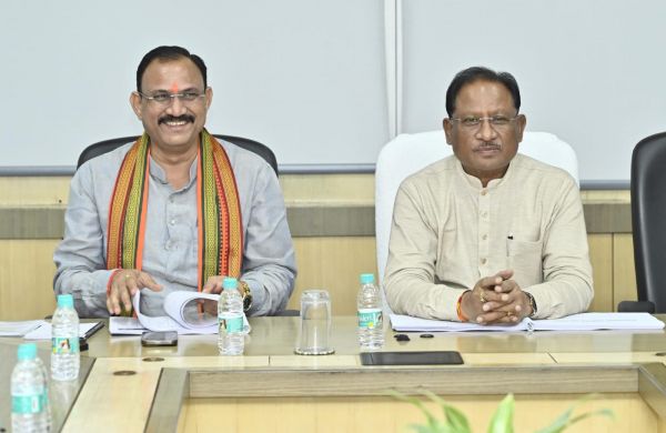 मुख्यमंत्री ने ली स्वास्थ्य विभाग की बैठक :आमजन के हित में स्वास्थ्य सुविधाओं के विस्तार का दिया निर्देश....