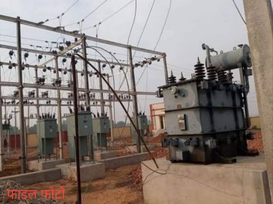 परेशानी : नारायणपुर क्षेत्र की लड़खड़ाई बिजली व्यवस्था, बिजली की आंख मिचौली से उपभोक्ताओं को उठानी पड़ रही है परेशानी.....वन्ही बिजली जाते ही चला जाता है Jio का नेटवर्क