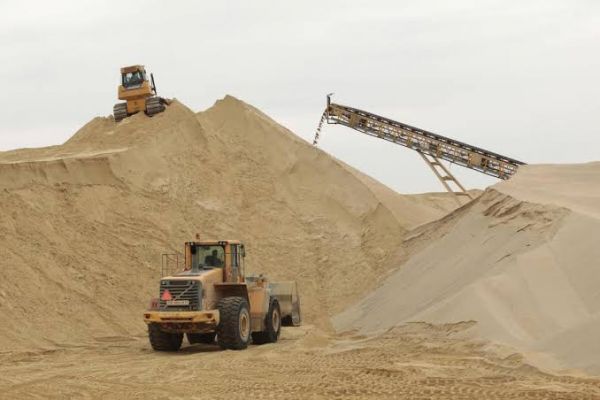 *रेत खनन में पारदर्शिता : छत्तीसगढ़ में पारदर्शी, वैज्ञानिक और जनहितैषी खनिज नीति के तहत रेत खनन व्यवस्था को मिल रहा नया स्वरूप*