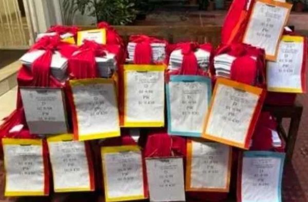 CG Big News : तेंदूपत्ता बोनस घोटाला.! EOW ने 14 आरोपियों के खिलाफ पेश किया 4500 पेज का चालान..मामले की जांच जारी..पढ़ें पूरी ख़बर