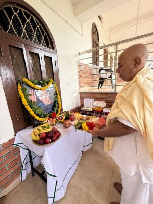 प्राकृतिक चिकित्सा परिसर का बाबा भगवान राम ट्रस्ट के अध्यक्ष पूज्यपाद गुरूपद संभव राम जी द्वारा उद्घाटन&nbsp;