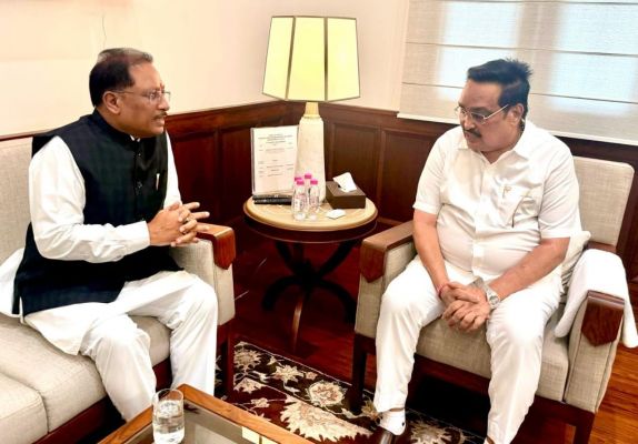 *केंद्रीय जलशक्ति मंत्री श्री सी आर पाटिल से मुख्यमंत्री श्री साय ने की मुलाकात, बोधघाट बहुउद्देश्य परियोजना पर विस्ईतार से चर्चा*