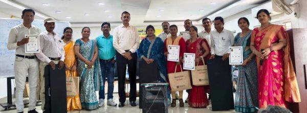 विनोबा ऐप के माध्यम से स्कूलों में नवाचारी शिक्षा को दिया जा रहा प्रोत्साहन : उन्मुखीकरण कार्यशाला में उत्कृष्ट कार्य करने वाले 9 शिक्षक &nbsp;हुए सम्मानित