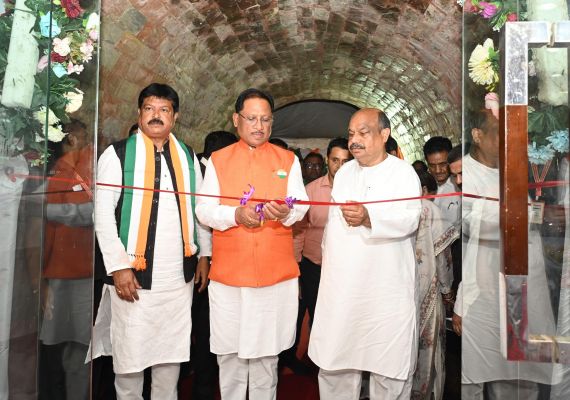 *छत्तीसगढ़ रजत महोत्सव फोटो प्रदर्शनी का मुख्यमंत्री ने किया शुभारंभ*