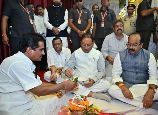 *भिलाईवासियों को मिली 241.50 करोड़ रुपये के विकास कार्यों की सौगात.....नागरिक सुविधाओं में आएगा नया आयाम : मुख्यमंत्री श्री साय*