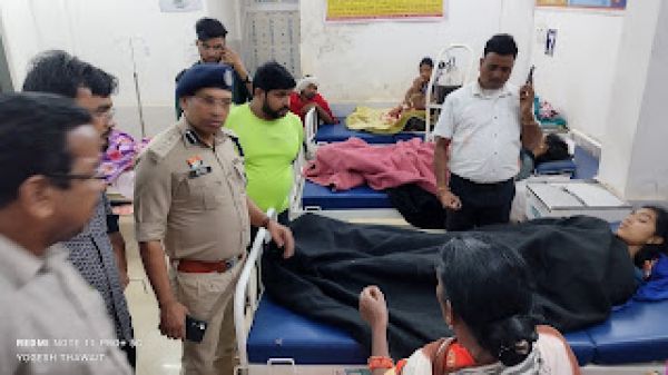 बगीचा के सामुदायिक स्वास्थ केंद्र पहुंच कलेक्टर एस पी ओर विधायक ने घायलों का जाना हाल,कहा कि जाएगी हर संभव मदद,बेहतर उपचार के लिए किया गया अंबिकापुर रिफर