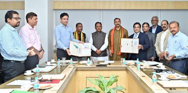 मुख्यमंत्री श्री विष्णुदेव साय और स्वास्थ्य मंत्री श्री श्याम बिहारी जायसवाल की उपस्थिति में चिकित्सा शिक्षा विभाग, छत्तीसगढ़ और कॉन्टिनेंटल हॉस्पिटल तेलंगाना के बीच एमओयू पर हस्ताक्षर