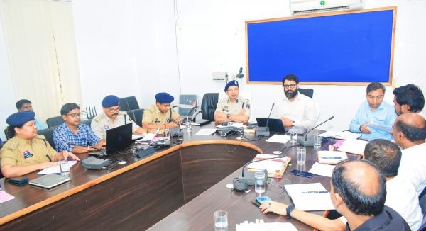 अवैध मादक पदार्थों की बिक्री और तस्करी सहित ढाबों का लगातार निरीक्षण कर मादक पदार्थ पाए जाने पर कठोर कार्यवाही के दिए निर्देश