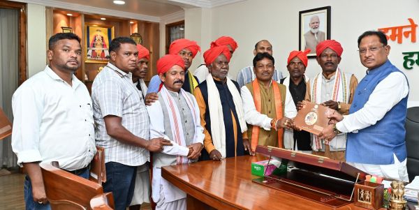 देश-विदेश में है 75 दिनों तक मनाए जाने वाले "बस्तर दशहरा" के कार्यक्रम में शामिल होने मुख्यमंत्री को मिला न्योता