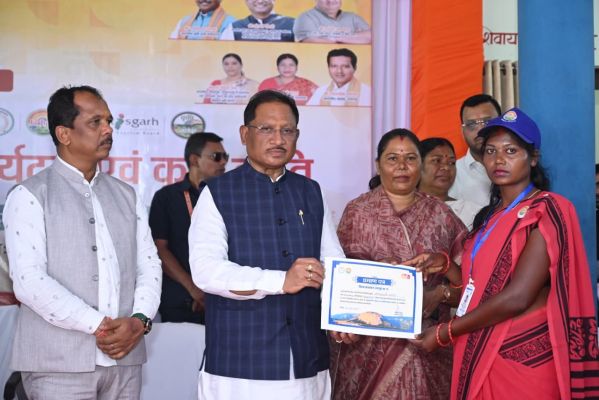 मुख्यमंत्री की सुशासन में&nbsp;जशपुर के पाँच ग्रामों में होम-स्टे की शुरुआत, स्थानीय संस्कृति और परंपराओं को मिलेगा वैश्विक मंच