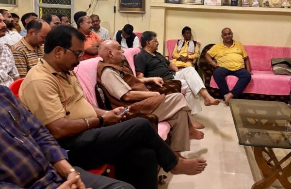 श्री सर्वेश्वरी समूह के 65 वें स्थापना दिवस समारोह आयोजन हेतु बैठक गम्हरिया आश्रम में सम्पन्न