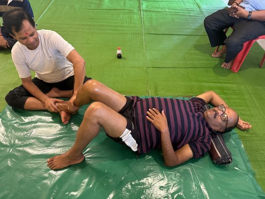 बाबा भगवान राम ट्रस्ट द्वारा आयोजित छह दिवसीय प्राकृतिक चिकित्सा शिविर सम्पन्न