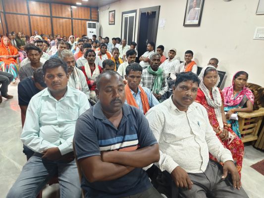 ग्रामीणों लोगों के समस्याओं के निराकरण का सशक्त माध्यम बन चुका है सीएम कैंप कार्यालय बगिया....तीन हजार लोगों के उपचार सहित 6 हजार से अधिक मामले किए जा चुके हैं निराकृत