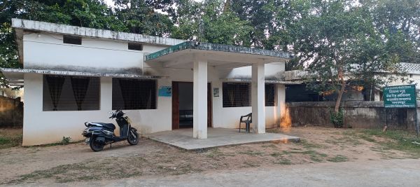 बादलखोल अभ्यारण्य : अंगद के पैर की तरह वर्षों से जमे कर्मचारी......कोई हिला नहीं सकता