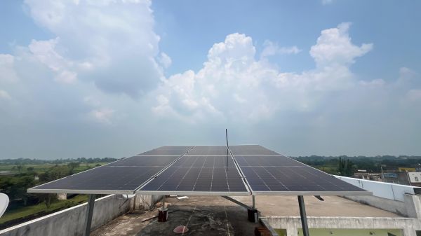 प्रधानमंत्री सूर्यघर मुफ्त बिजली योजना से अब नहीं आता बिजली बिल, घर की छत से ही मिल रही ऊर्जा