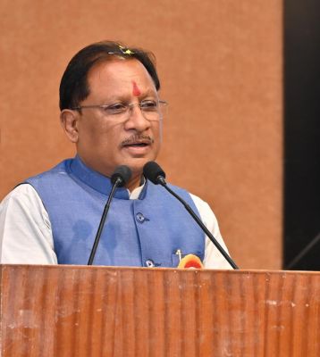 सीएम ने कार्यकर्ताओं के साथ किया स्नेह मिलन.....संगठन का हर कार्यकर्ता वैचारिक क्रांति के साथ समाज के अंतिम व्यक्ति तक पहुंचे तो होगा आत्मनिर्भर भारत का निर्माण :मुख्यमंत्री विष्णुदेव साय