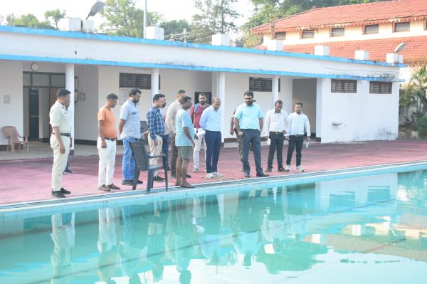 कलेक्टर रोहित व्यास ने&nbsp; राज्य स्तरीय खेल प्रतियोगिताओं के तैयारीयों को लेकर के खेल स्टेडियमों का किया निरीक्षण,दिए आवश्यक दिशा-निर्देश