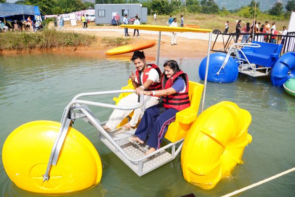 जशपुर जम्बूरी का दूसरा दिन मयाली नेचर कैंप में वाटर स्पोर्ट्स, एटीवी राइडिंग और बर्ड वॉचिंग ने बढ़ाया उत्सव का आकर्षण