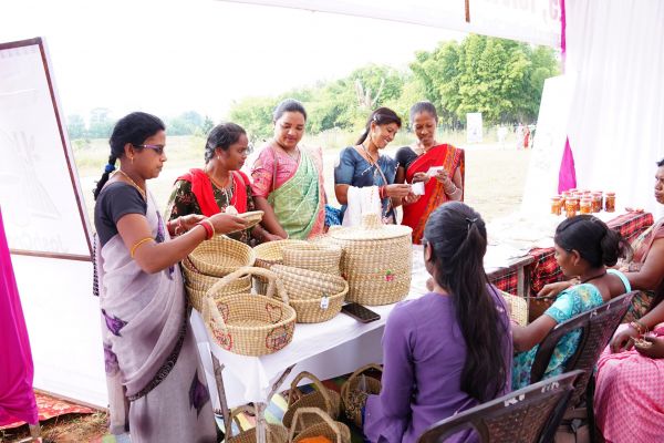 सरस मेला में महिला सशक्तिकरण का दिखा अनूठी झलक,उत्साहित स्व-सहायता समूह की महिलाएँ....बढ़ा आत्मविश्वास और आर्थिक समृद्धि